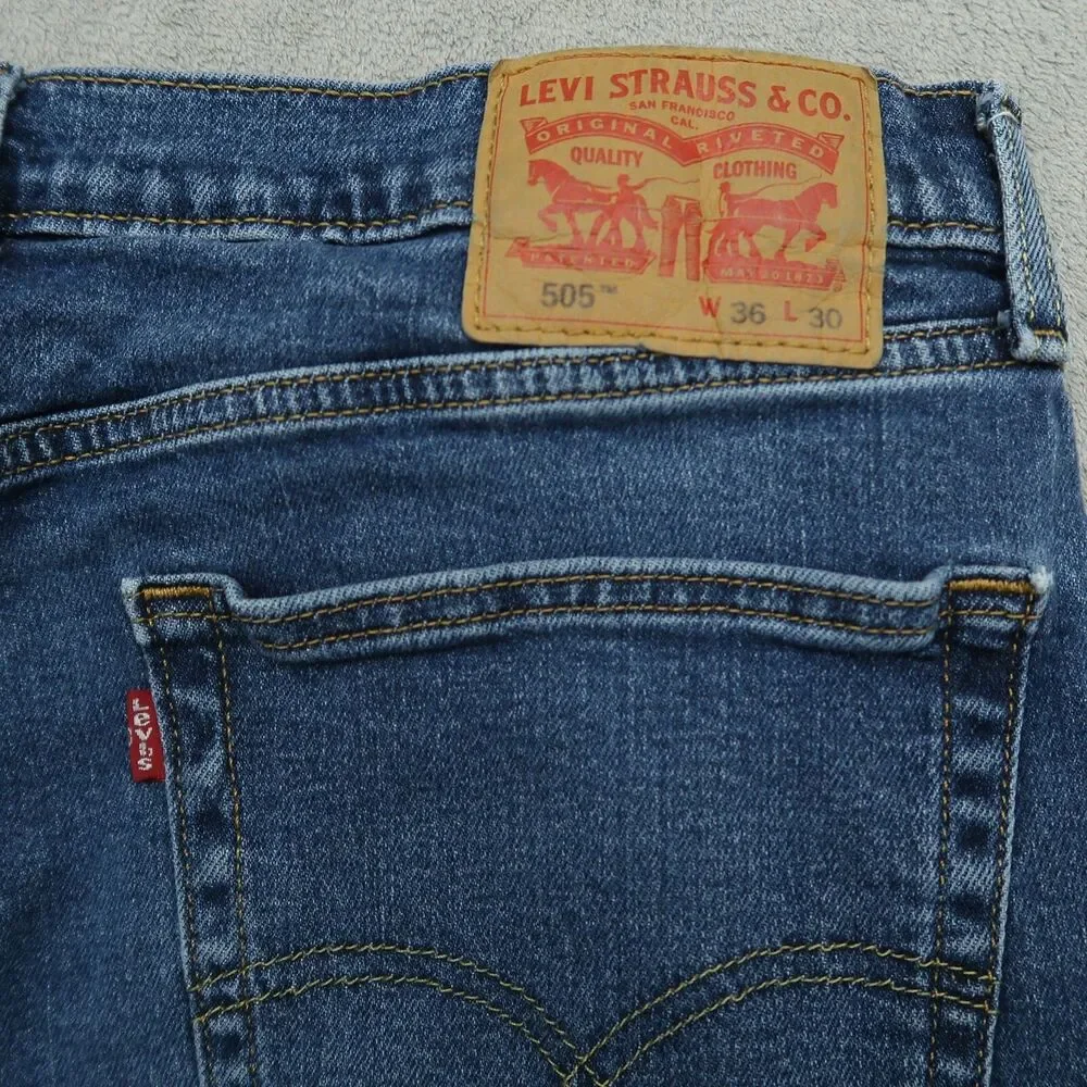 Levi's 505 Jeans Mens Size 36x30 Blue Straight Regular Fit Denim Medium Wash